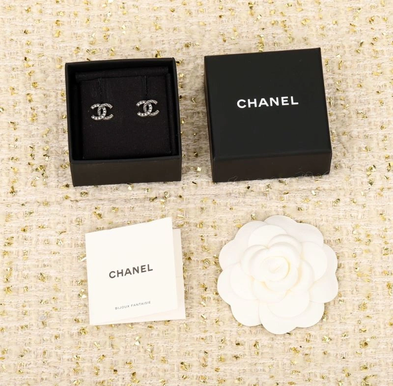 Premium Chanel Earrings 229923