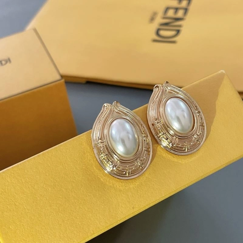 Cozy Chanel Earrings 229713