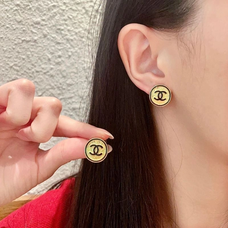 Chanel Earrings Tailored 229673