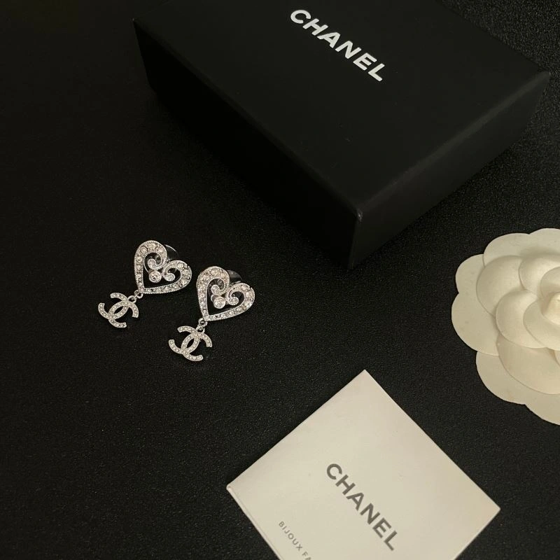 Compact Chanel Earrings 229685