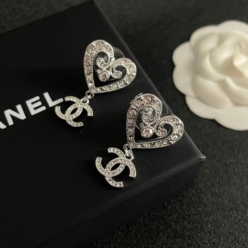 Compact Chanel Earrings 229685