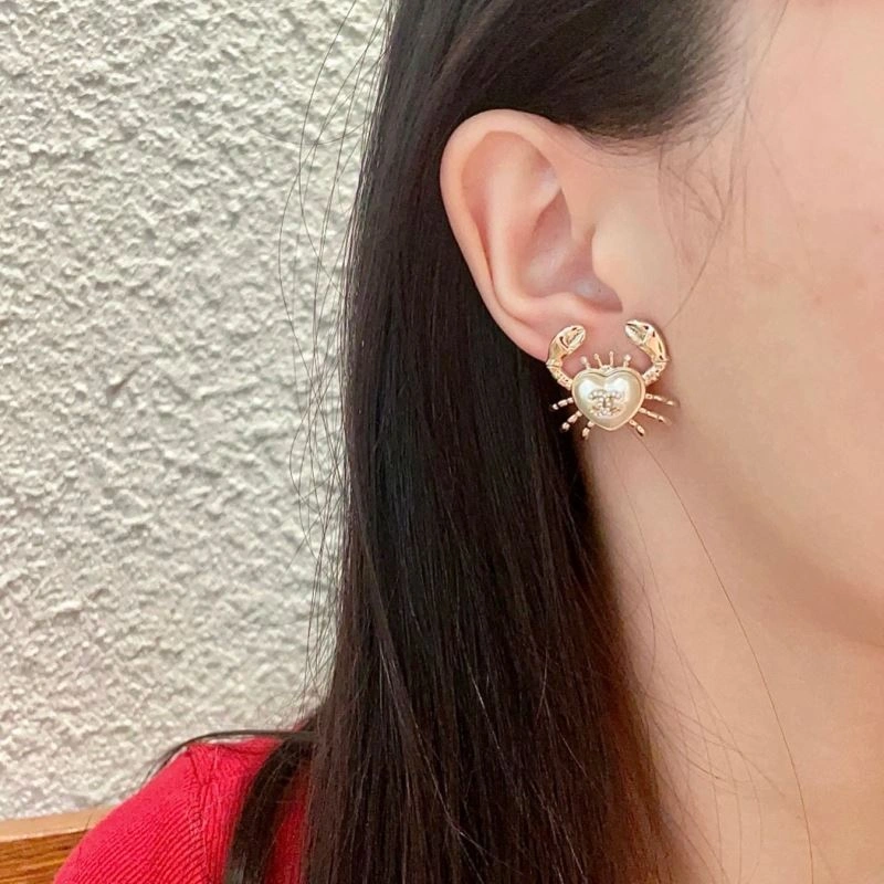 Chanel Earrings TimelessDesign 229740