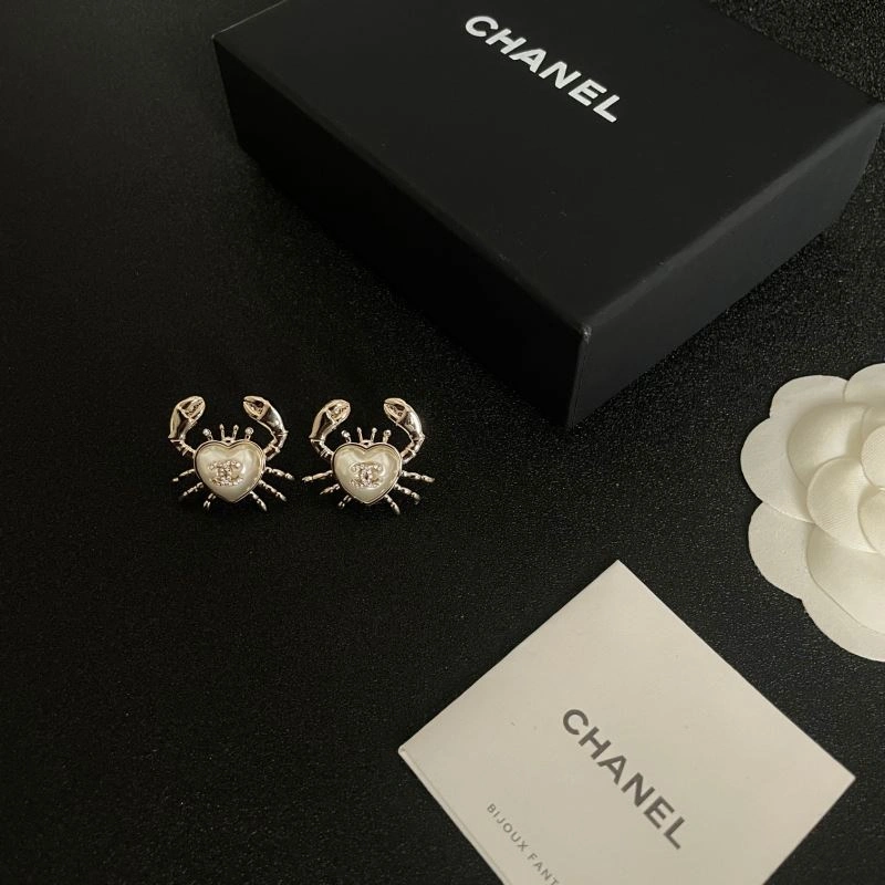 Chanel Earrings TimelessDesign 229740