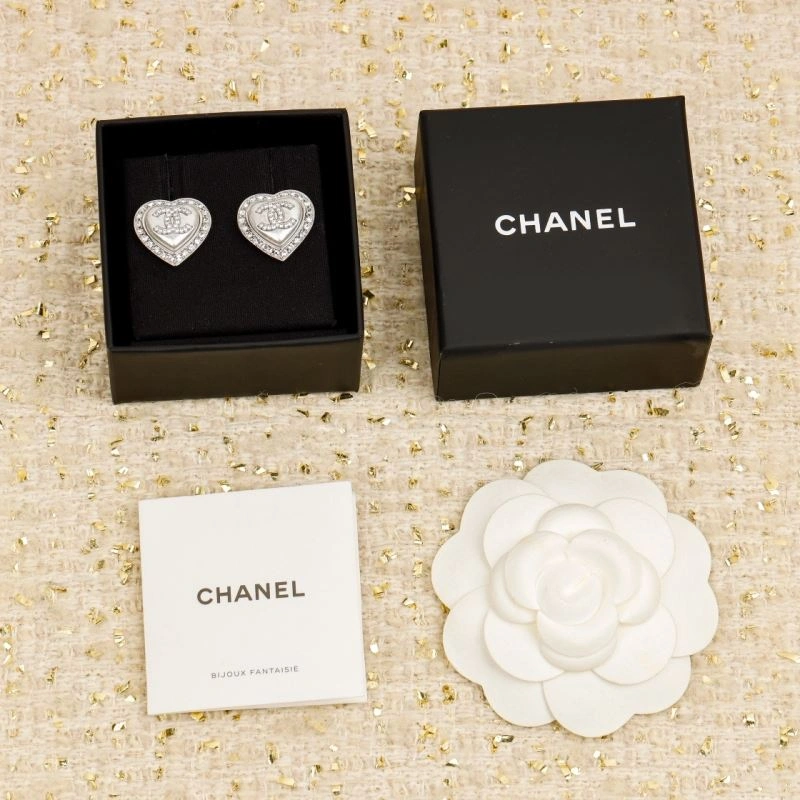 Trendy Chanel Earrings 229661