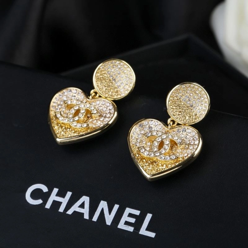 Compact Chanel Earrings 229220
