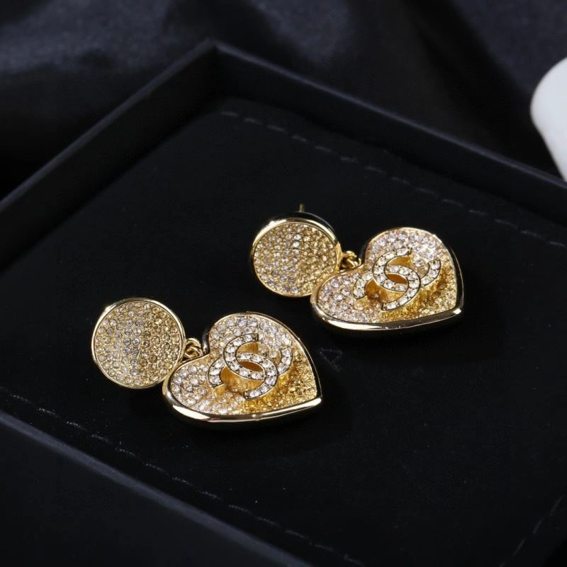 Compact Chanel Earrings 229220