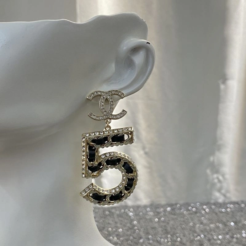 MoistureWicking Chanel Earrings 229157