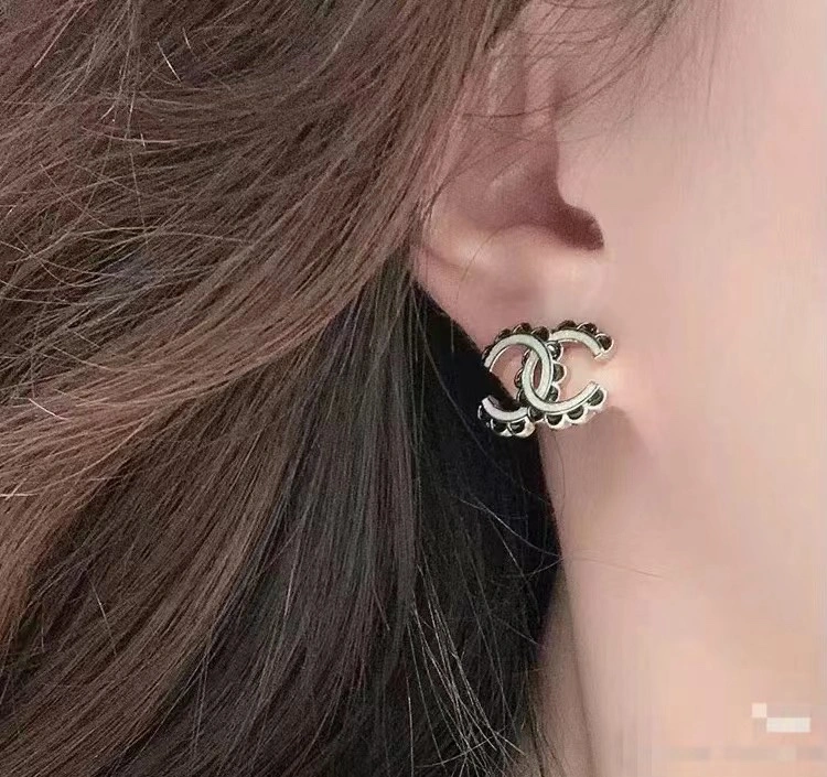 Chanel Earrings Chic 229099