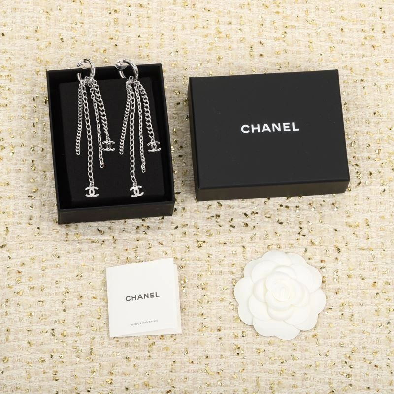 Effortless Chanel Earrings 229097