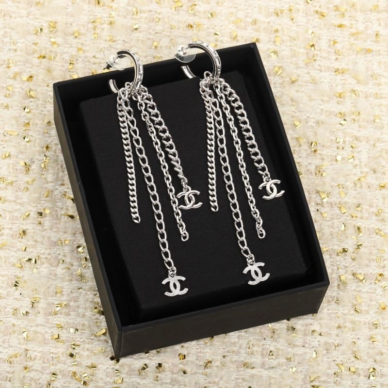 Effortless Chanel Earrings 229097