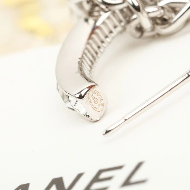 Effortless Chanel Earrings 229097