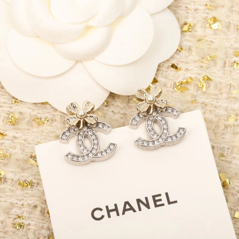 TechFriendly Chanel Earrings 229087