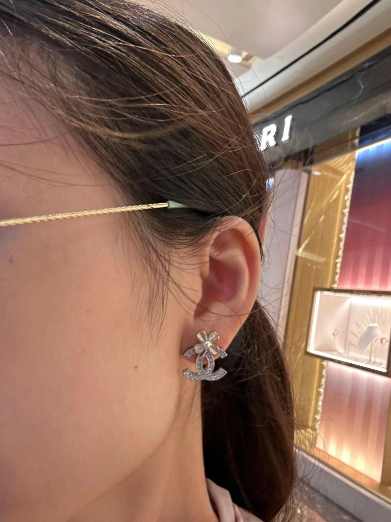 TechFriendly Chanel Earrings 229087