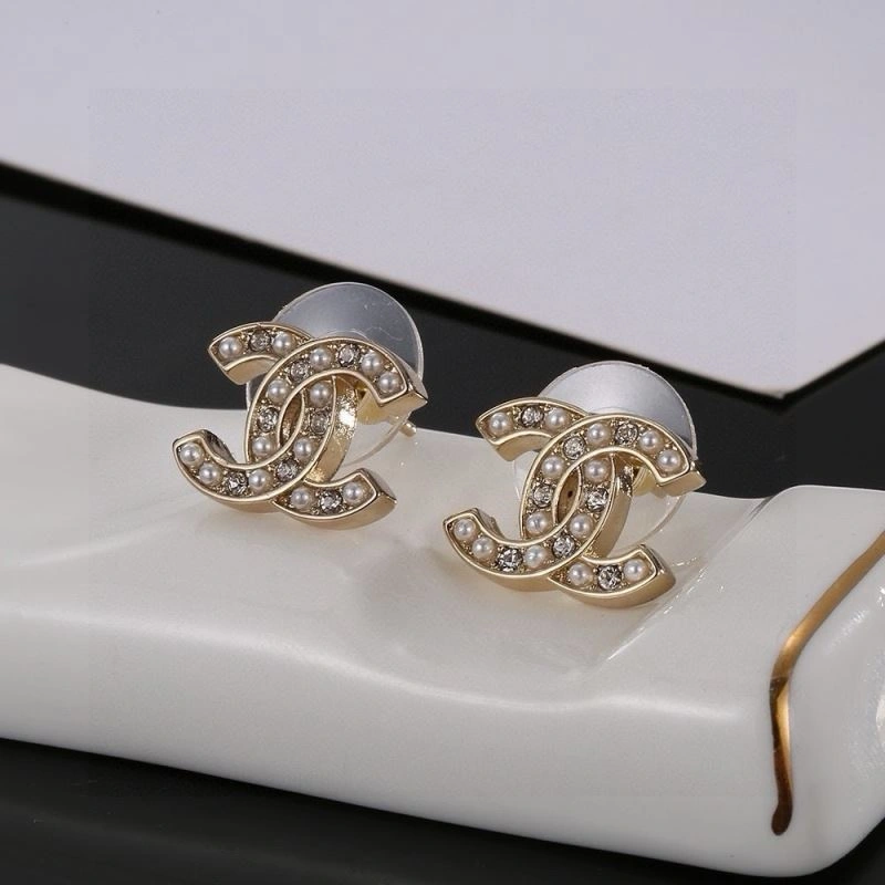 Snug Chanel Earrings 229075