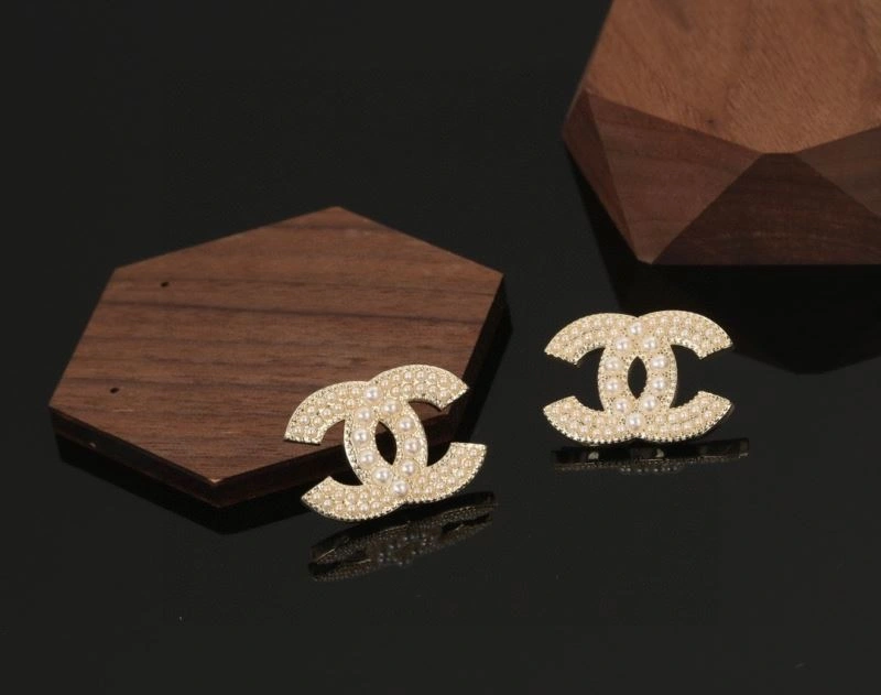 Chanel Earrings Trendsetting 229073