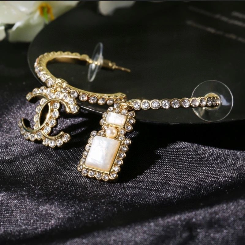 Resilient Chanel Earrings 229089