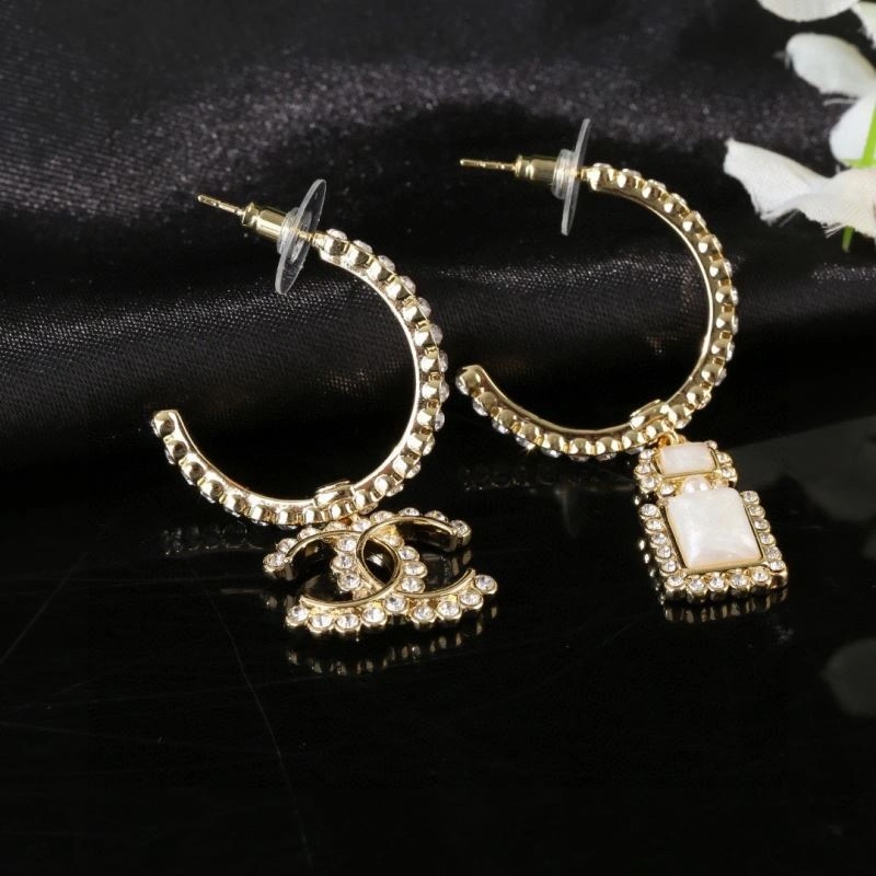 Resilient Chanel Earrings 229089