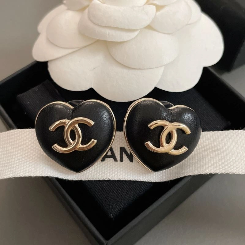 Chanel Earrings Functional 229100