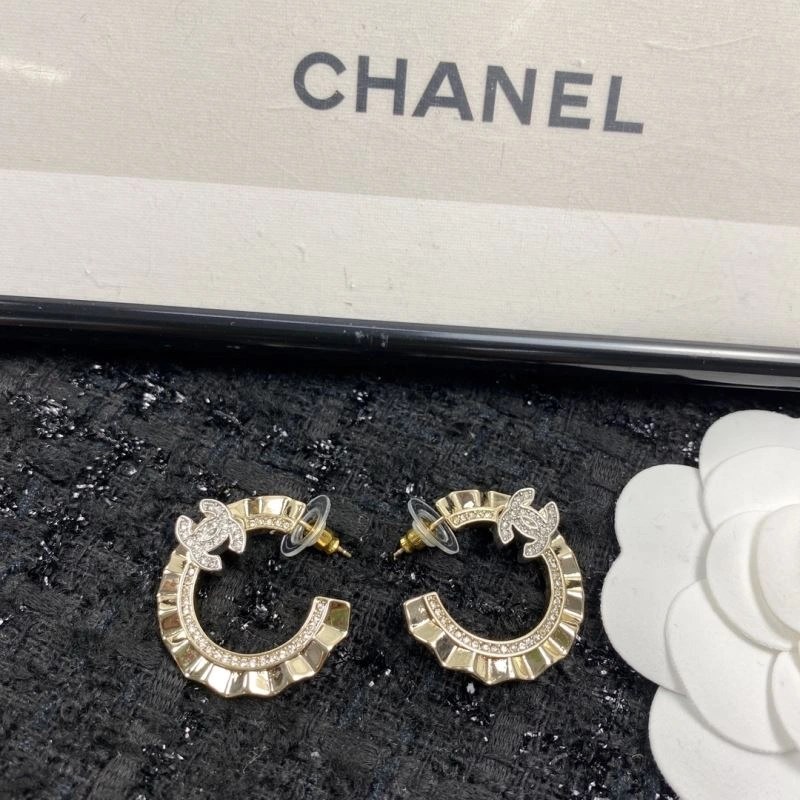 Chanel Earrings Fashionable 229049