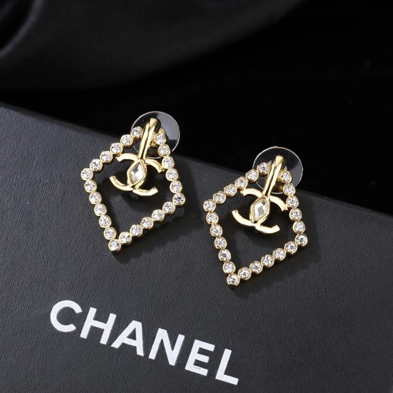 Chanel Earrings Affordable 229048