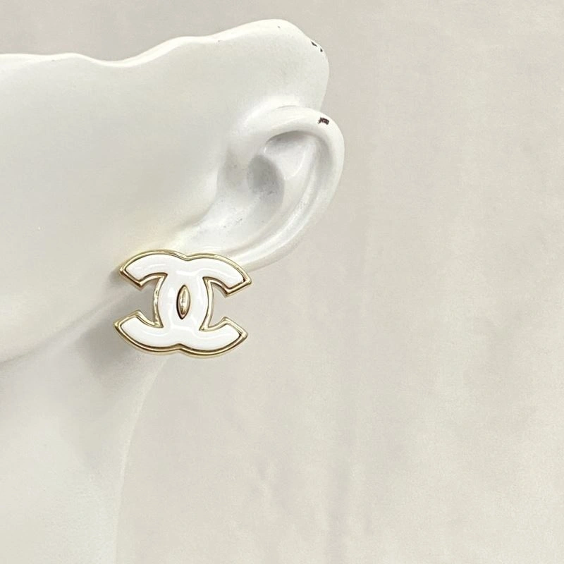 Chanel Earrings Versatile 229038