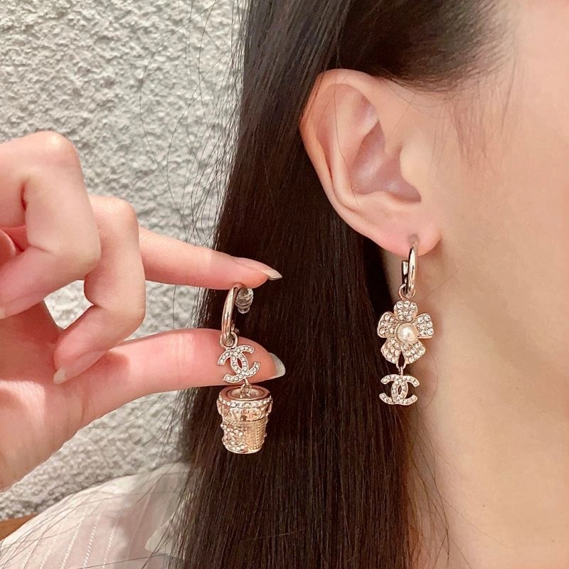 MultiPurpose Chanel Earrings 229072