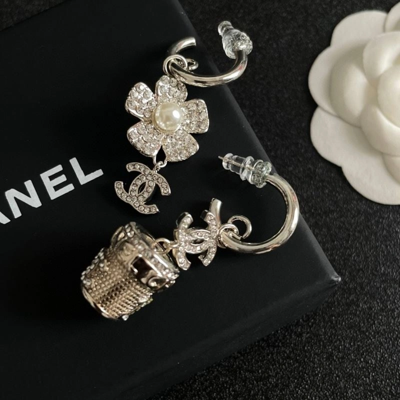 MultiPurpose Chanel Earrings 229072