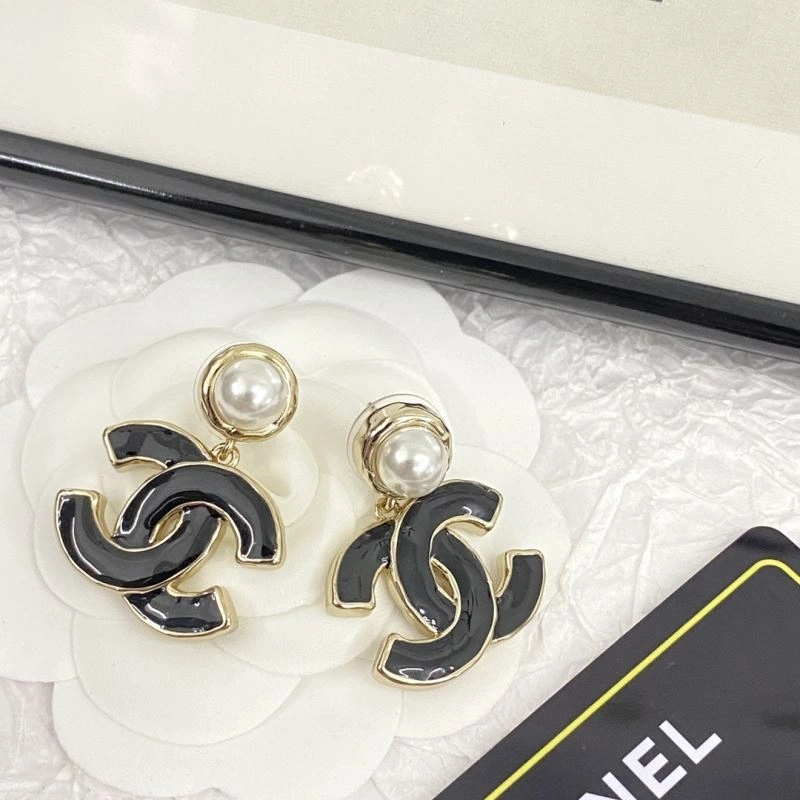 Chanel Earrings Practical 229022