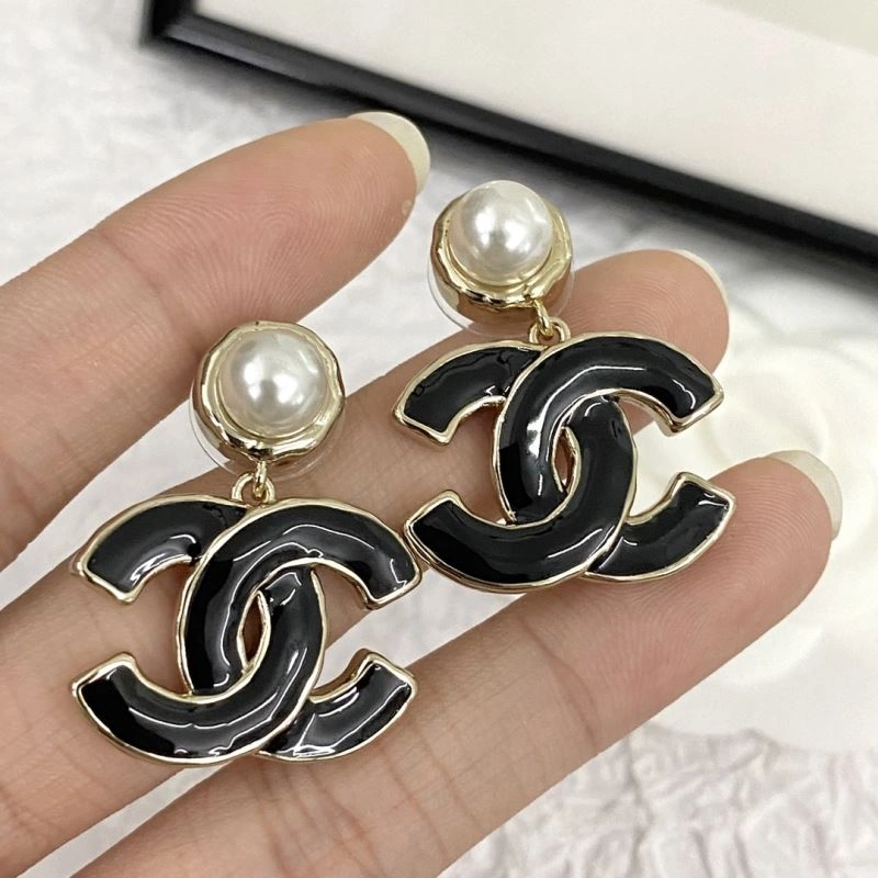 Chanel Earrings Practical 229022