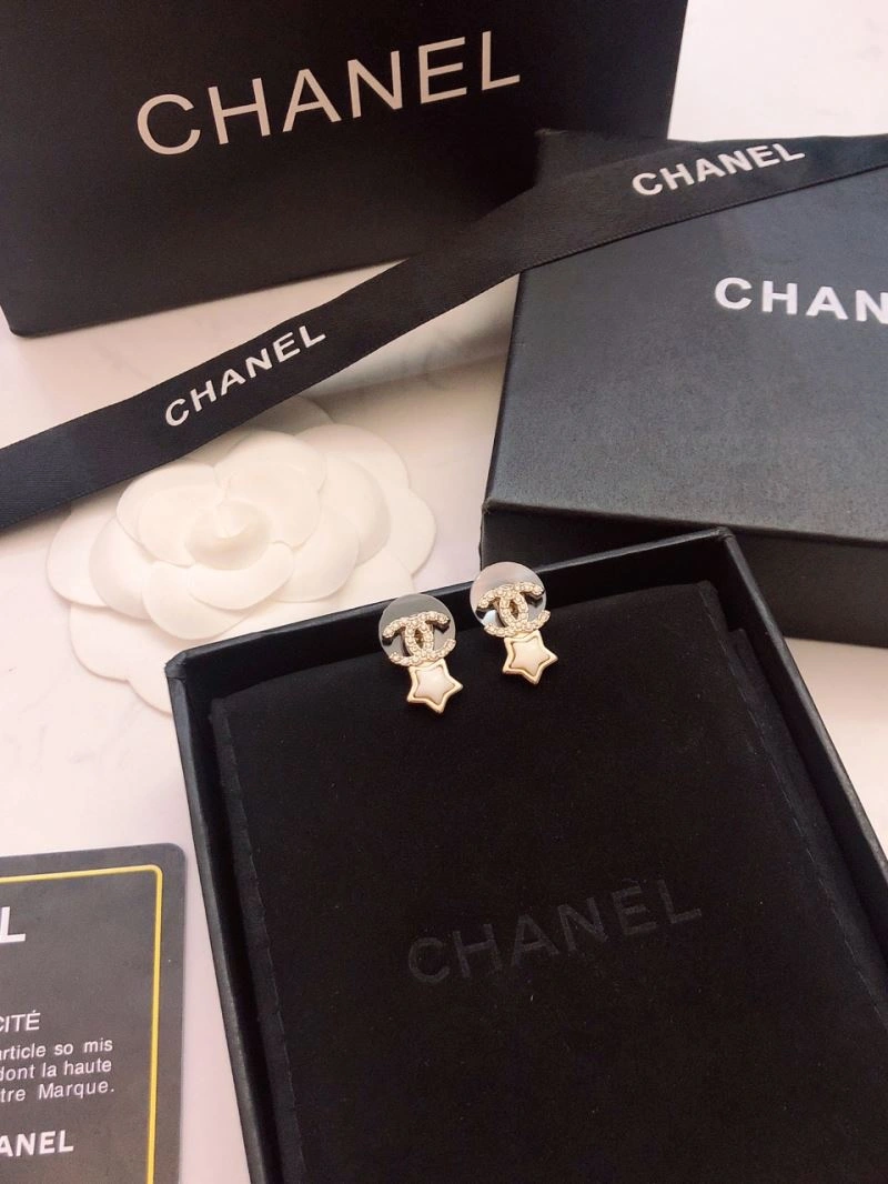 Youthful Chanel Earrings 229115