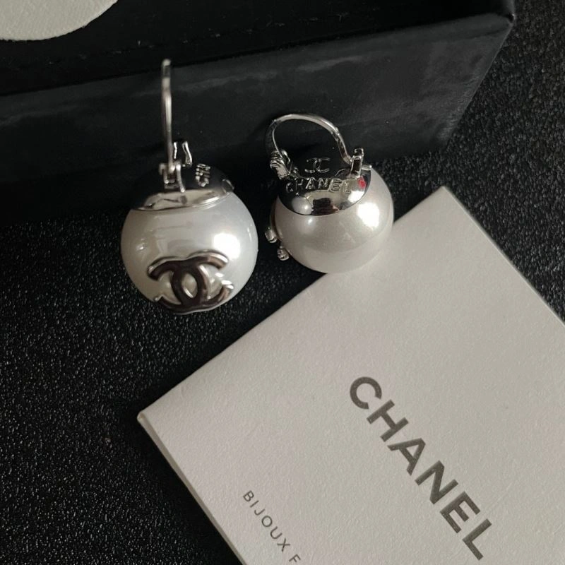 Functional Chanel Earrings 229080