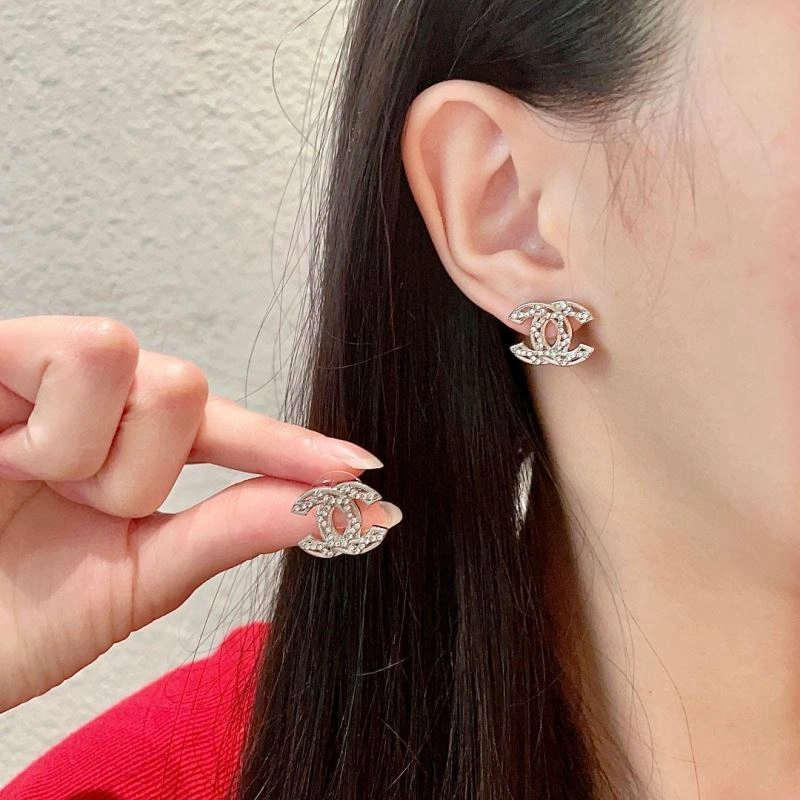 Chanel Earrings Attractive 229009