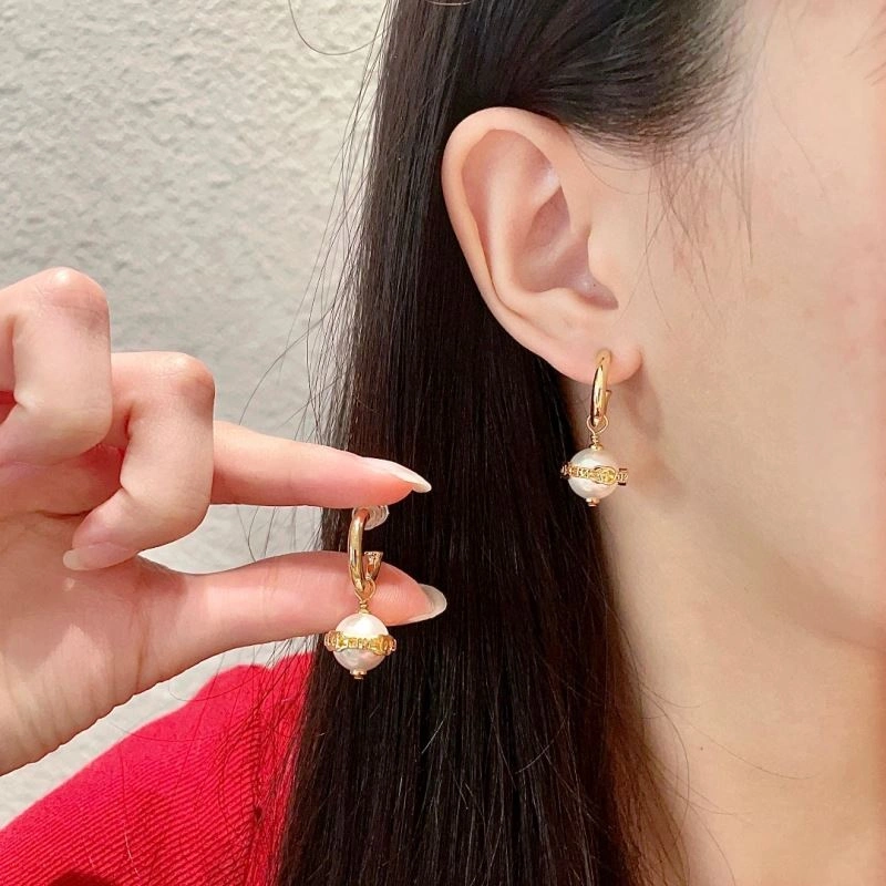 Chanel Earrings DailyWear 229041