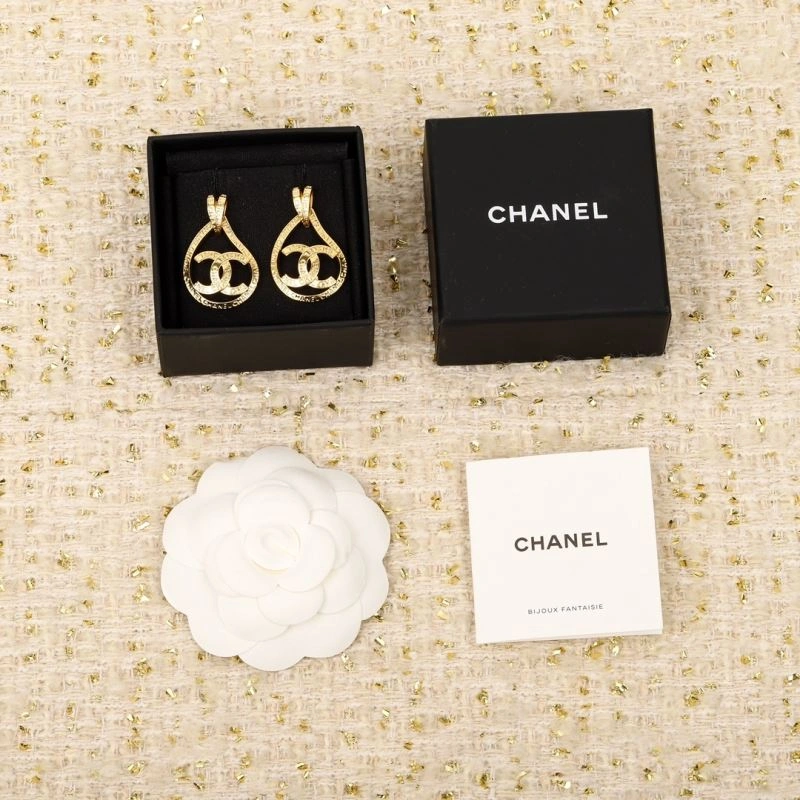 Chanel Earrings FreshLook 229006