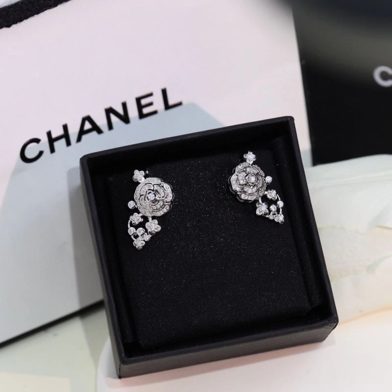 Chanel Earrings Modern 229065
