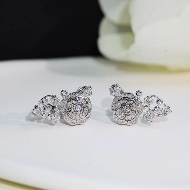 Chanel Earrings Modern 229065