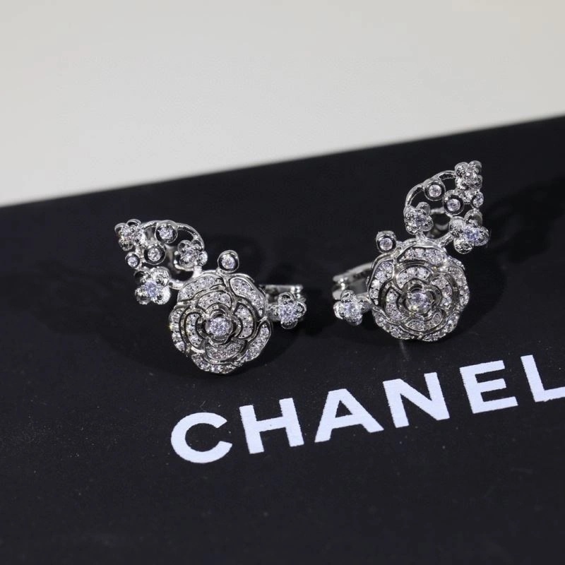 Chanel Earrings Modern 229065