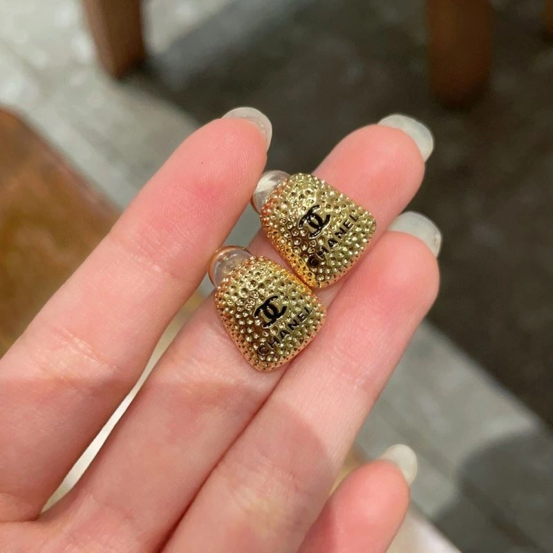 FreshLook Chanel Earrings 228993