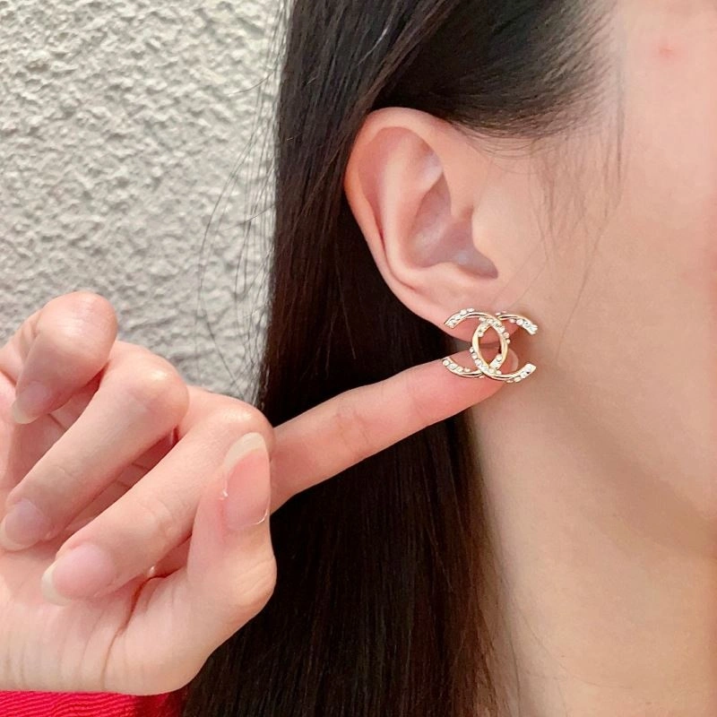 Chanel Earrings Tailored 229035