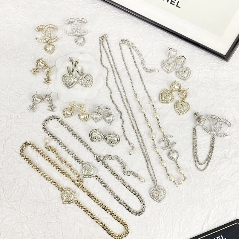 Chanel Earrings GoAnywhere 228975