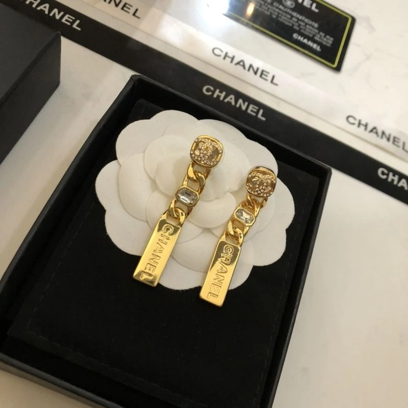 Chanel Earrings Supportive 228971