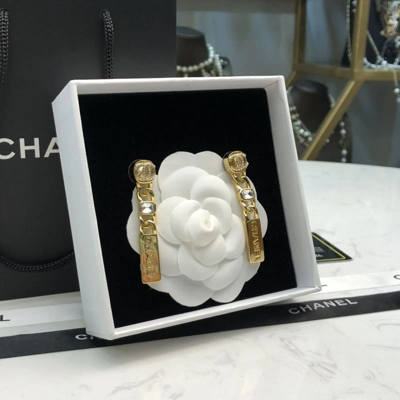 Chanel Earrings Supportive 228971