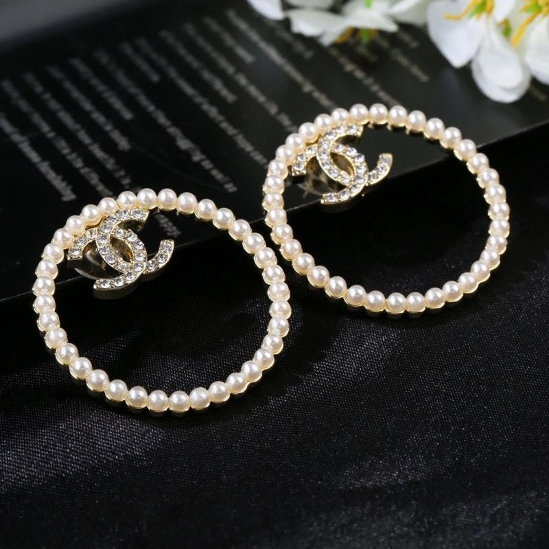 Chanel Earrings Effortless 228972