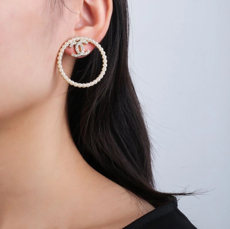 Chanel Earrings Effortless 228972