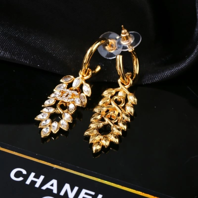 Chanel Earrings MoistureWicking 228991