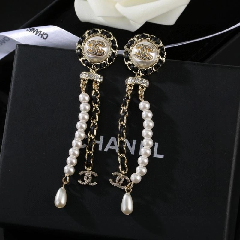 Durable Chanel Earrings 229010