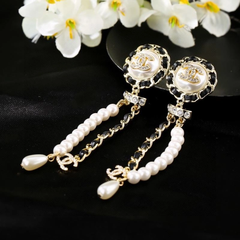 Durable Chanel Earrings 229010