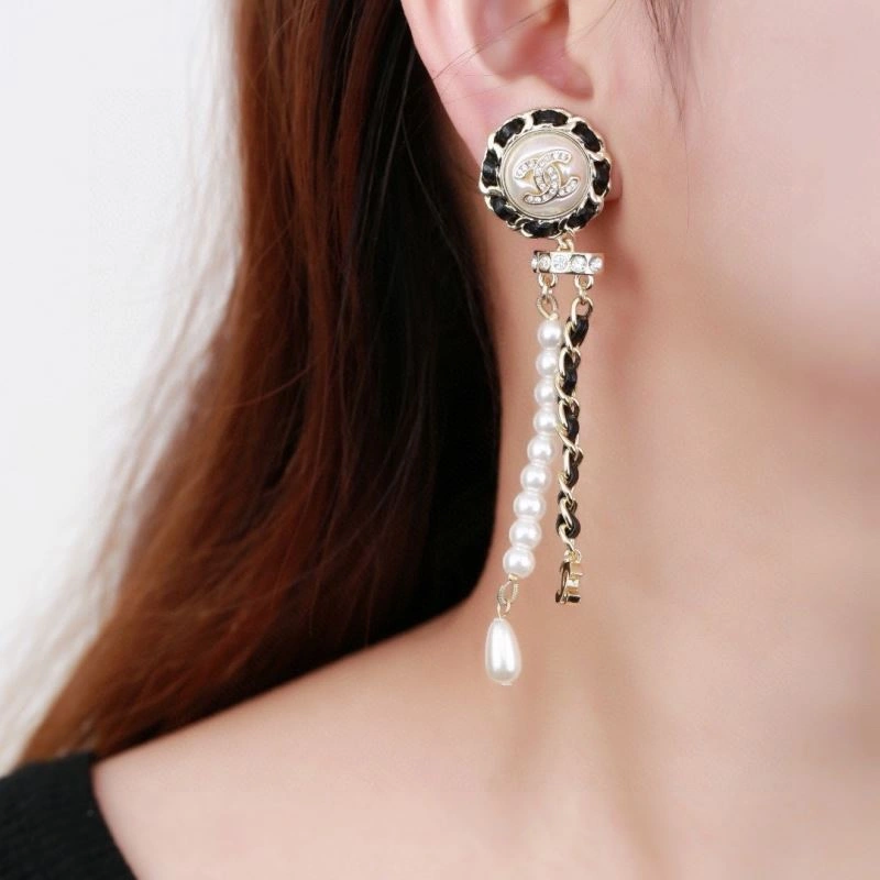 Durable Chanel Earrings 229010