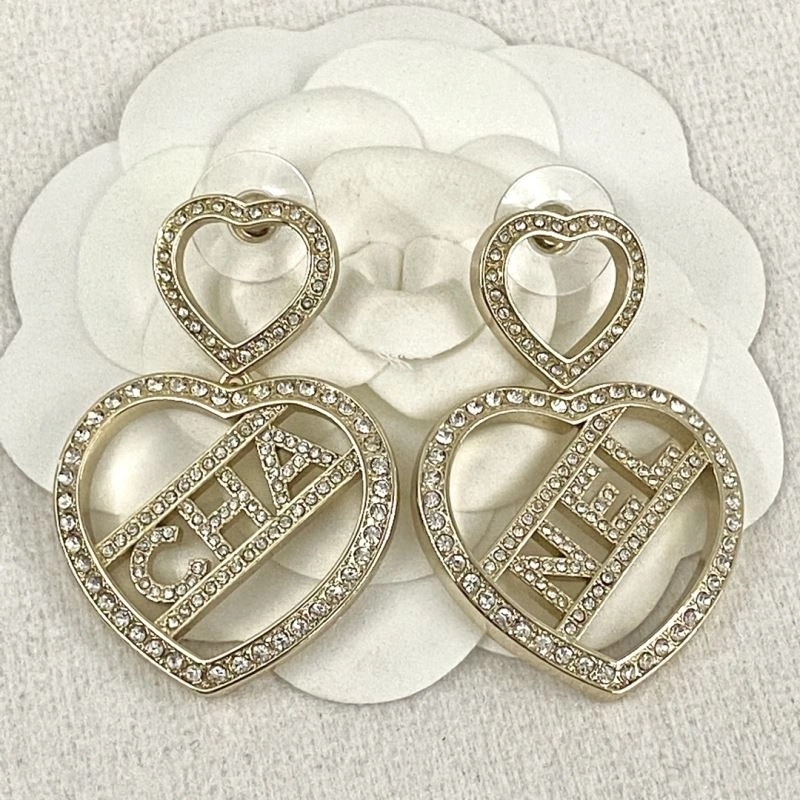 Effortless Chanel Earrings 228960