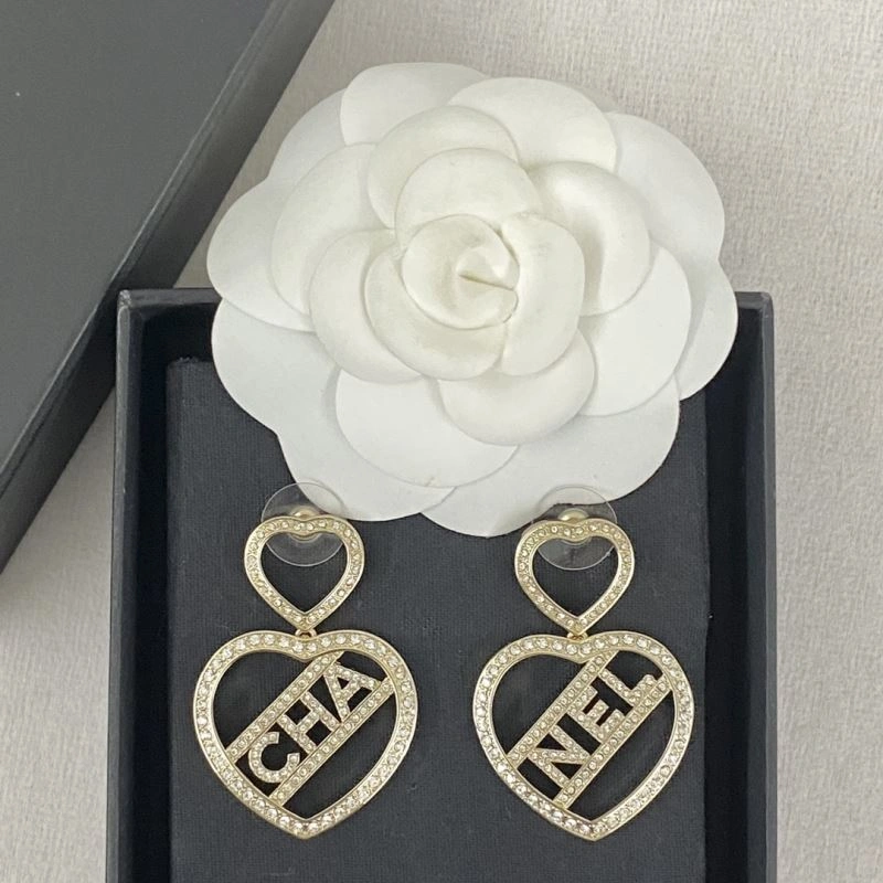 Effortless Chanel Earrings 228960